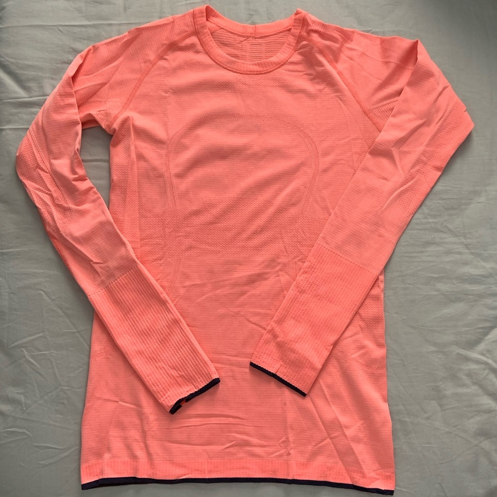 Lululemon LS Swiftly size 8 (Light Flare/Inkwell)